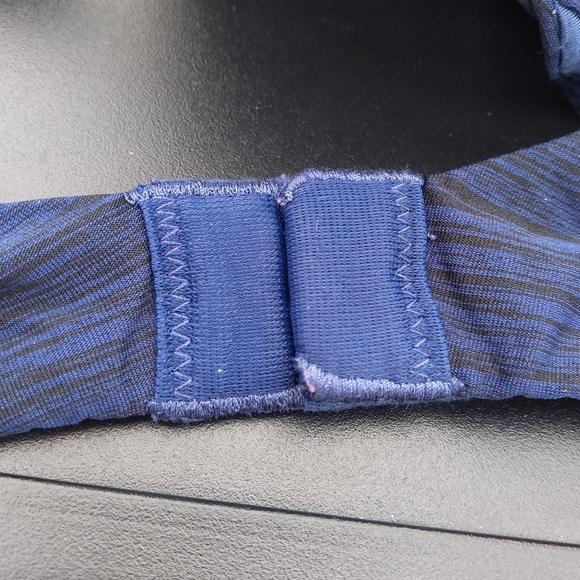 Victoria's Secret Uplift Semi Demi Bra Size 34B, Blue & Black Pattern, U… - Picture 8 of 11